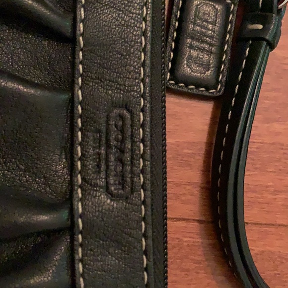 Black classic Coach wristlet - perfect condition - Picture 2 of 4